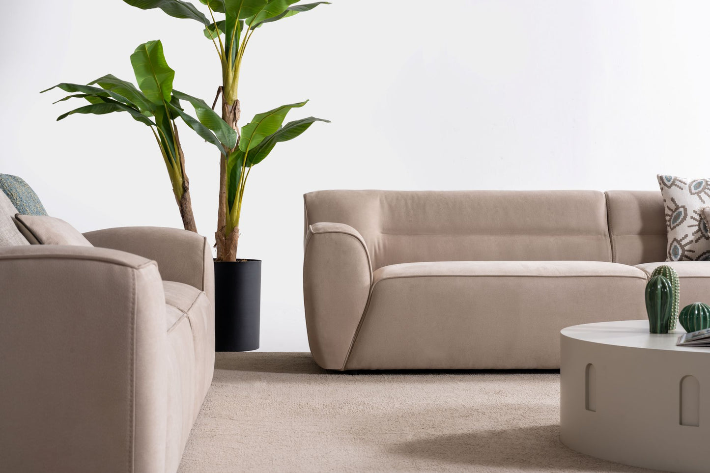 Nevada Harmony Sofa Collection – Modern Luxury Living Room Set