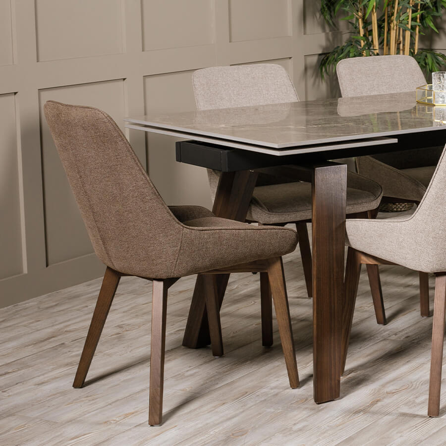 Axton Extendable Dining Table