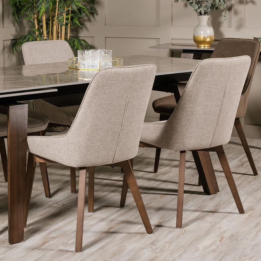 Axton Extendable Dining Table