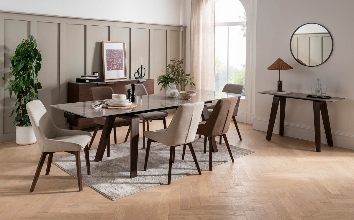 Axton Extendable Dining Table