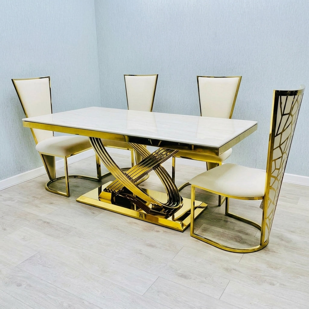 Elina with Vienna Chairs