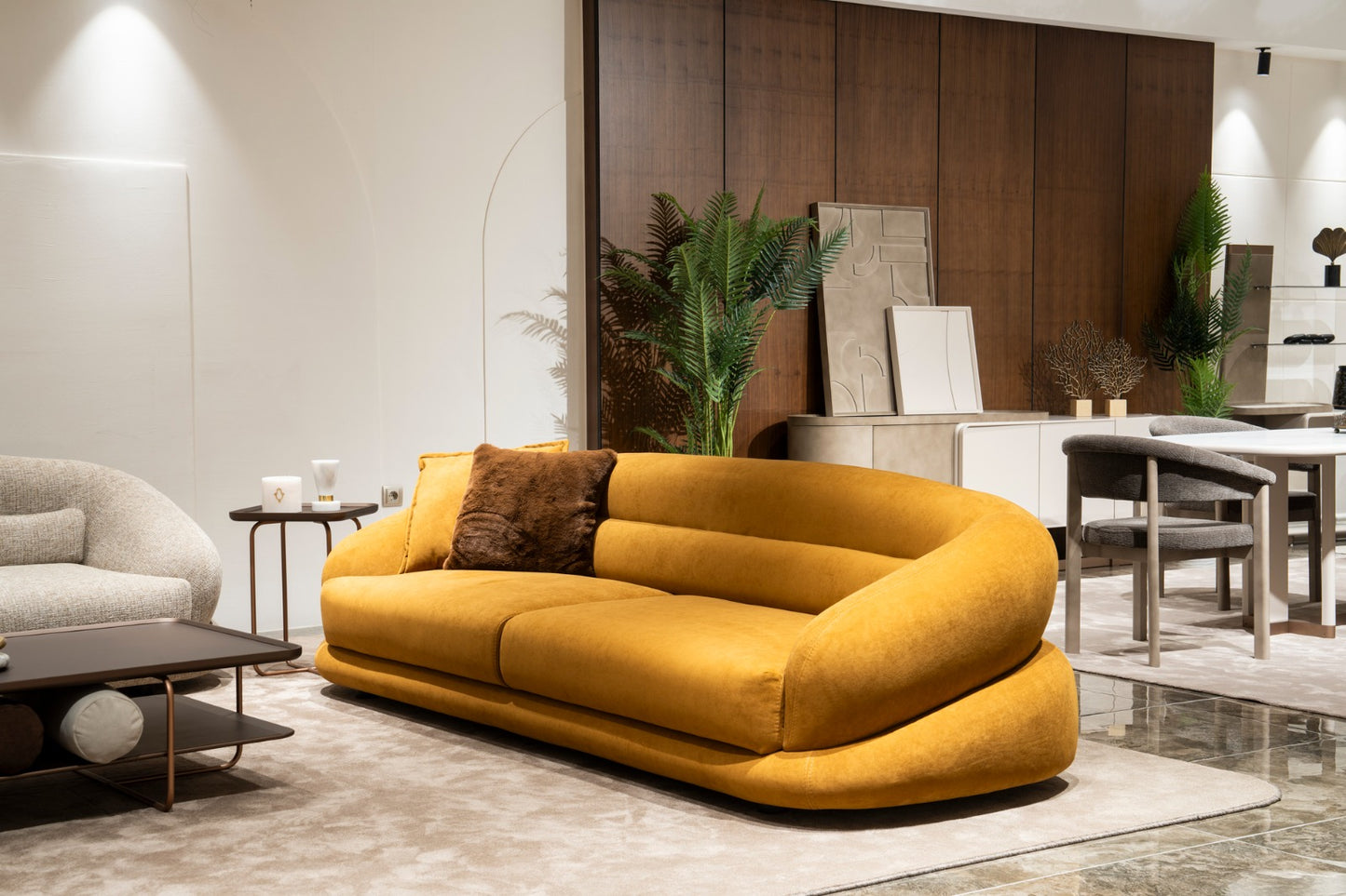 Ponyo Signature Curved Seating