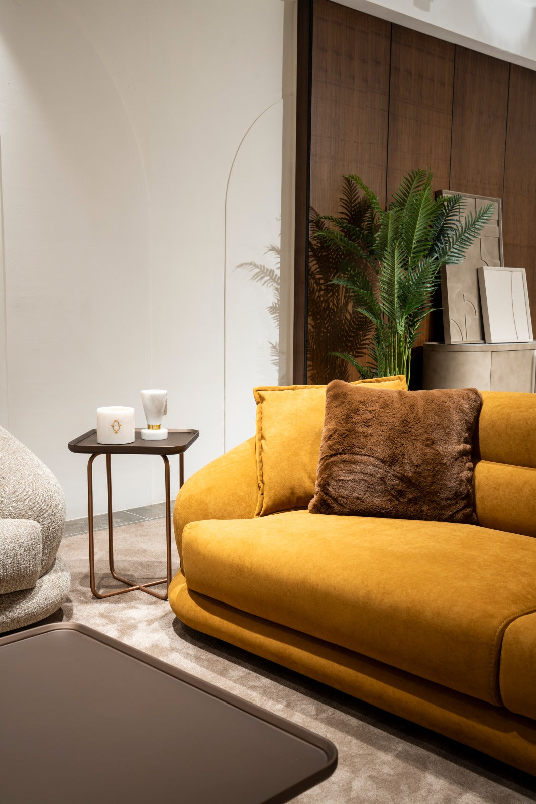 Ponyo Signature Curved Seating