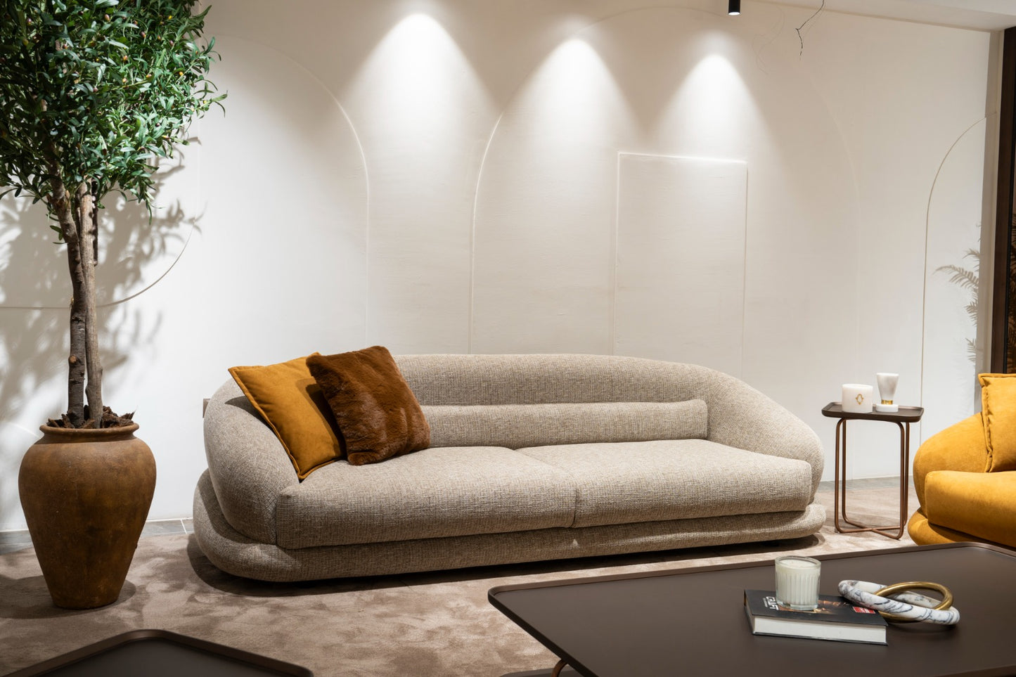 Ponyo Signature Curved Seating
