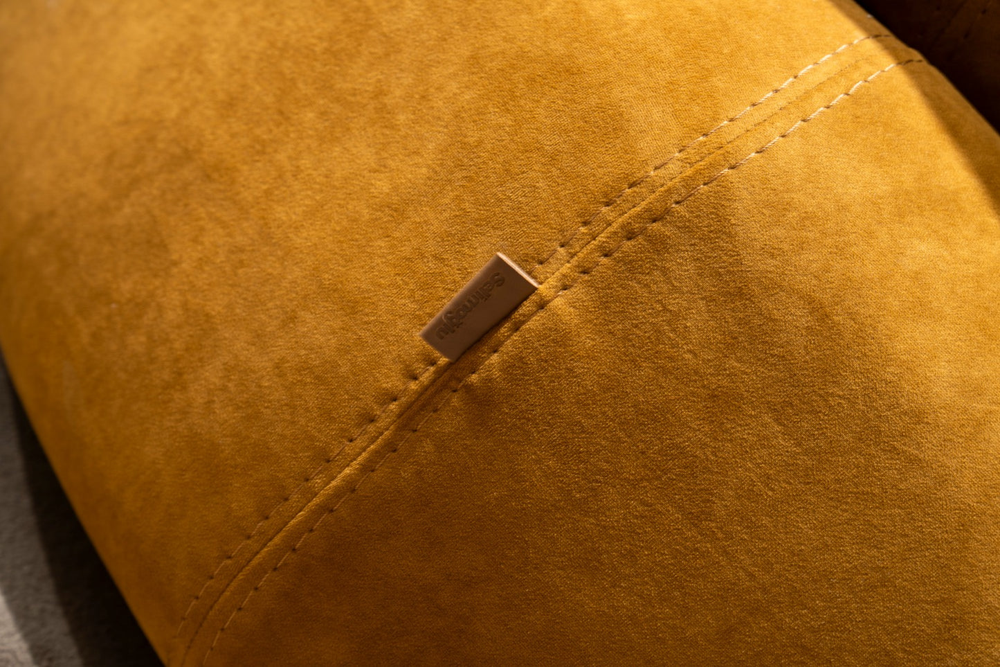 Ponyo Signature Curved Seating